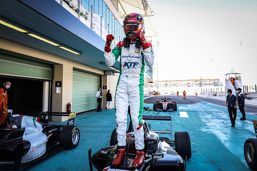 Brasil na pista: Gabriel Bortoleto é campeão da Fórmula 3 em Monza